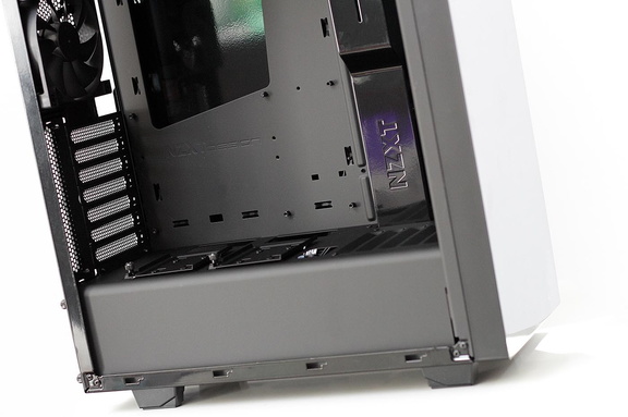 NZXT-by-SS-08.jpg
